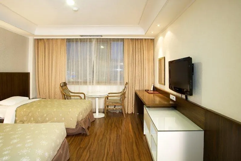 Victoria Hotel Seul 0*,