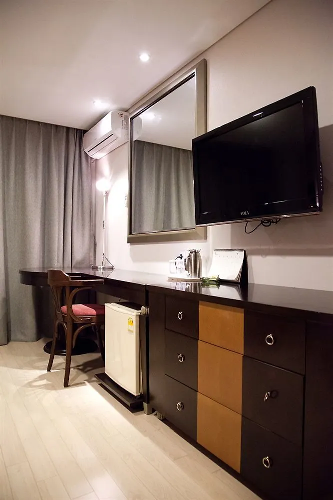 Victoria Hotel Seul 0*,  Coreia do Sul