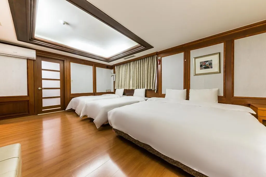 Victoria Hotel Seoul South Korea